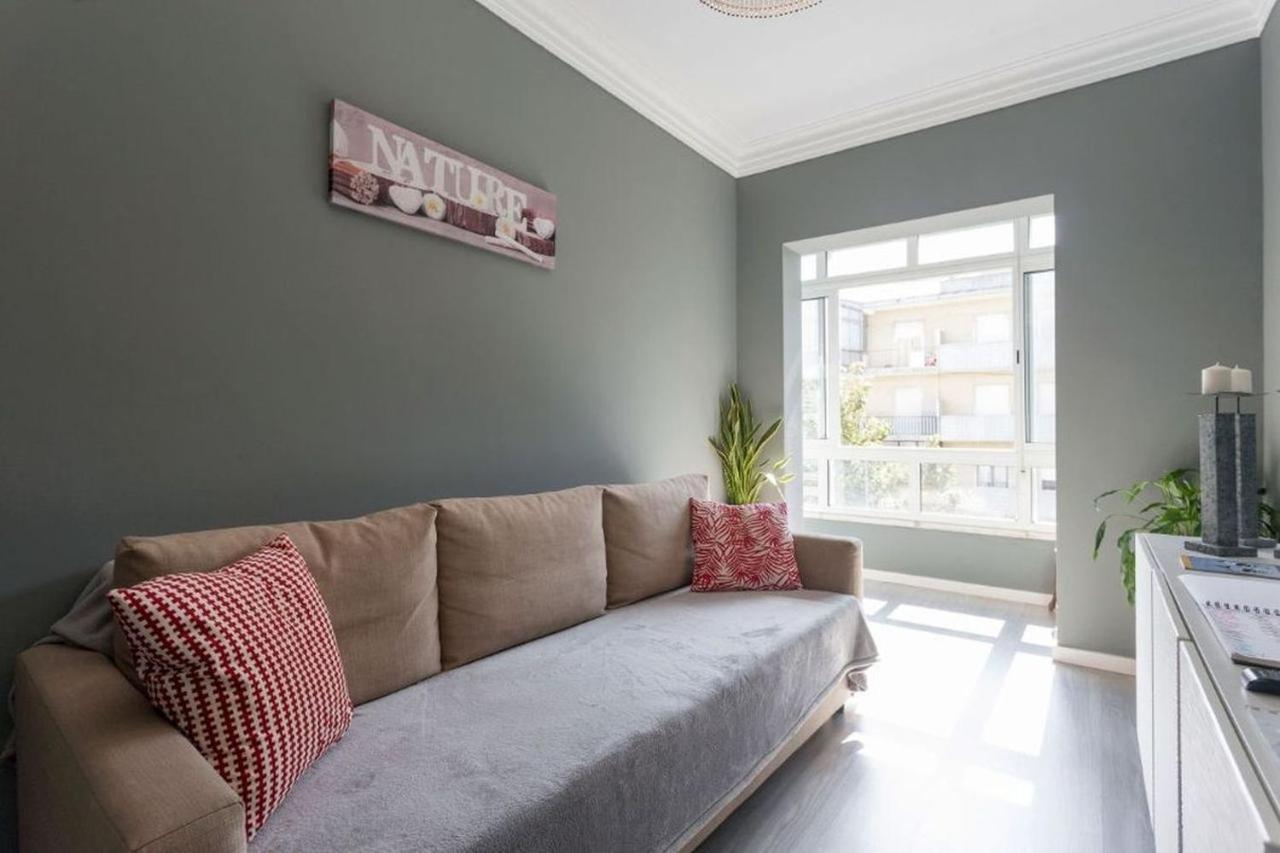 Be Local - Apartment With 2 Bedrooms In Moscavide - ליסבון מראה חיצוני תמונה