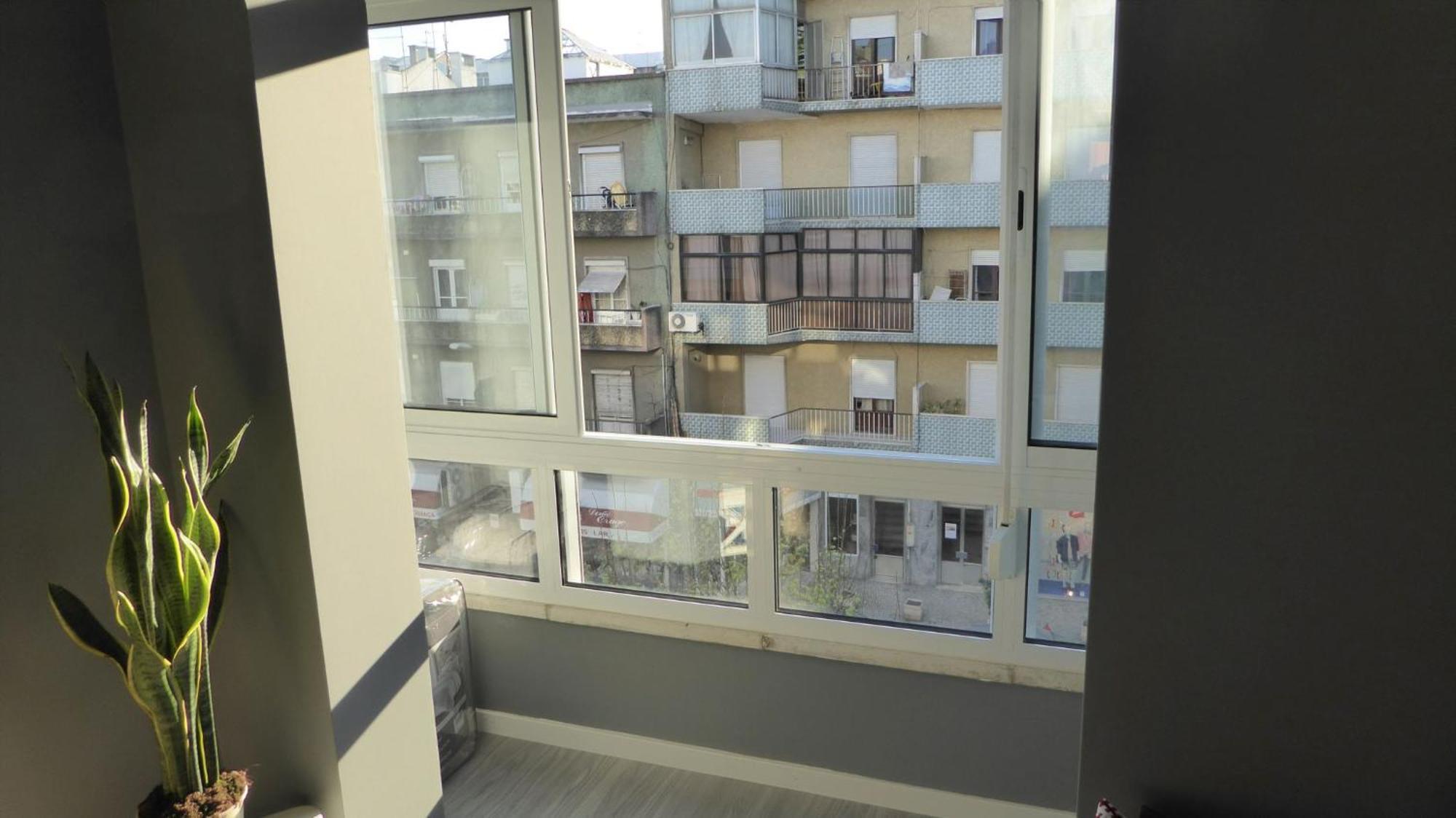 Be Local - Apartment With 2 Bedrooms In Moscavide - ליסבון מראה חיצוני תמונה